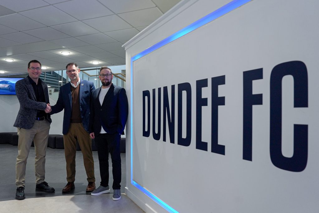Dundee FC Announces Renewal of Alpha Projects Back-of-Shirt Partnership