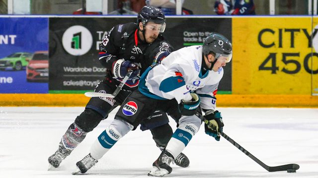 MATCH REPORT: STARS FALL TO GIANTS IN CHALLENGE CUP OPENER