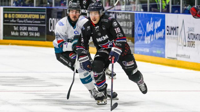 MATCH REPORT: STARS FALL IN CLOSE MATCH WITH GIANTS