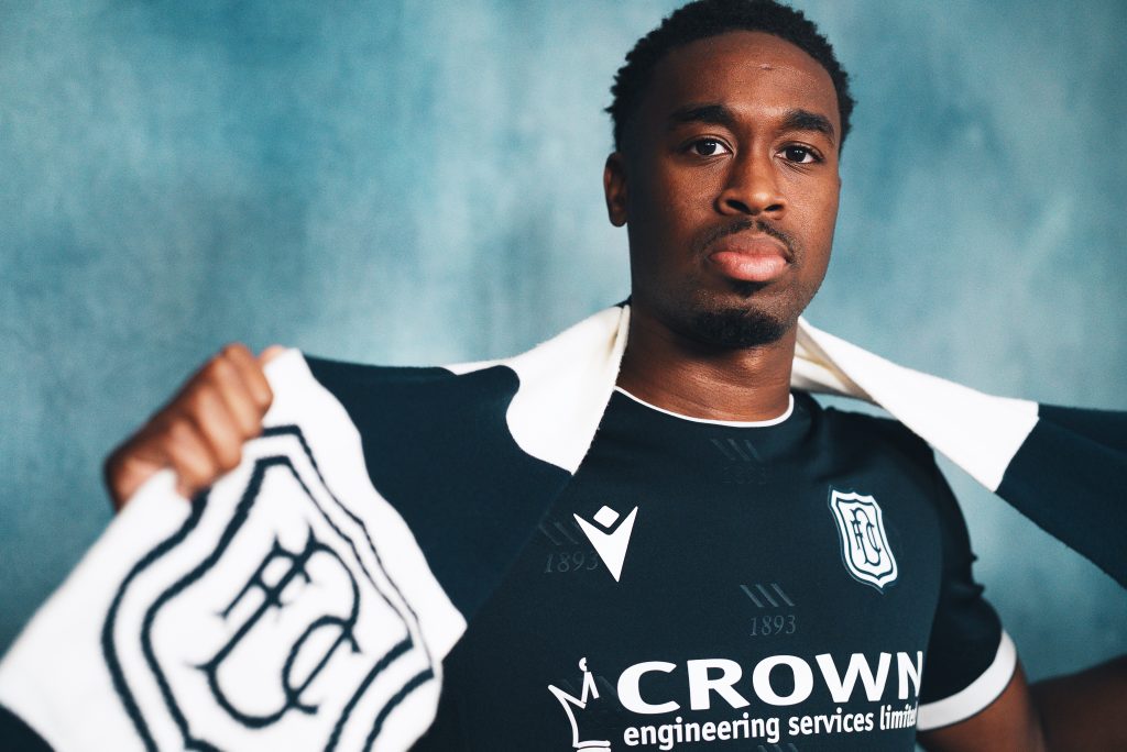 Imari Samuels pens new deal